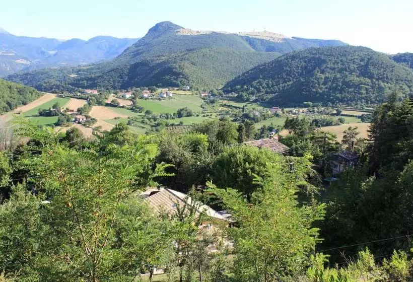 ホテル Agriturismo B&b Bio La Tana Del Lele
