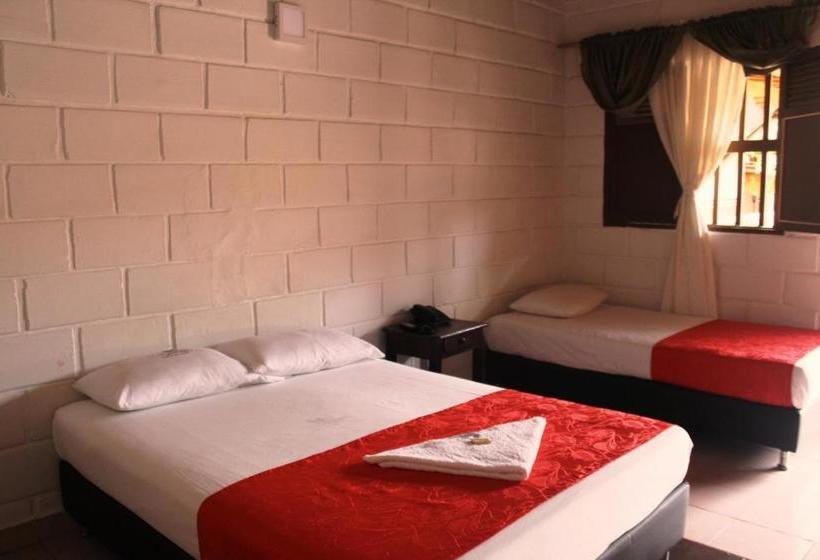 هتل Caseron Del Parque