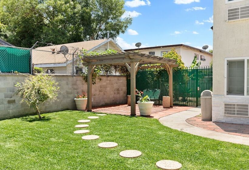 בית מלון כפרי Le Blanc Inn & Suites