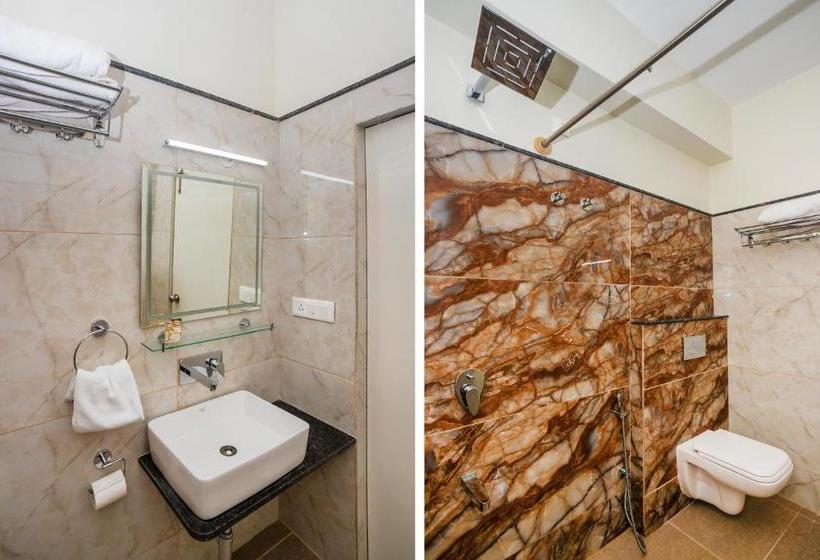 Hotel Collection O 30599  Blue Spring