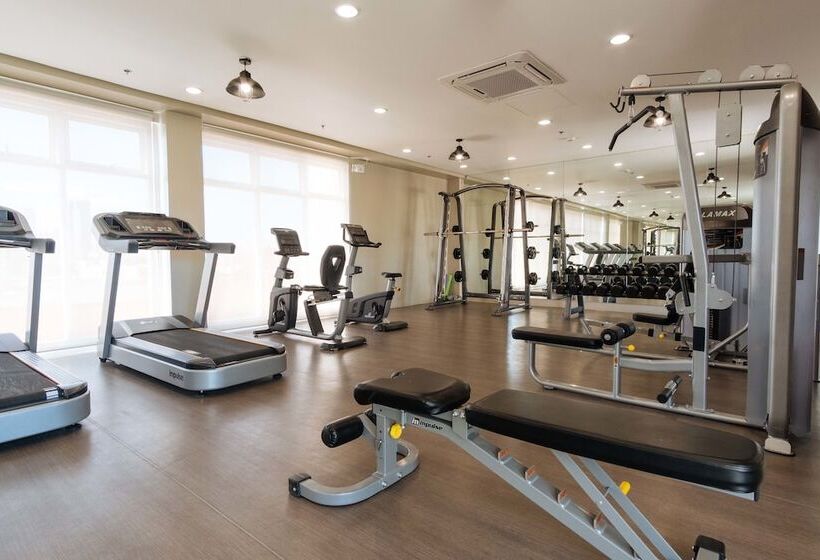 호텔 Reddoorz Premium @ Vista Heights Legarda