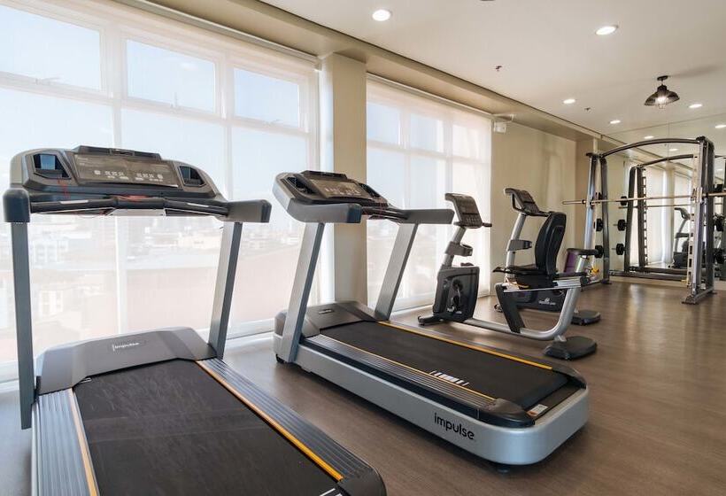 호텔 Reddoorz Premium @ Vista Heights Legarda