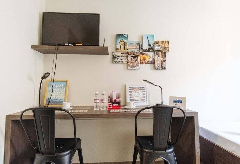 호텔 Reddoorz Premium @ Vista Heights Legarda