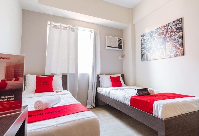 호텔 Reddoorz Premium @ Vista Heights Legarda