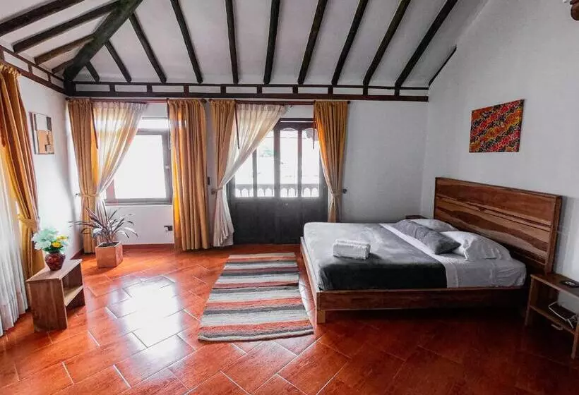 Majatalo Nibiru Hostel