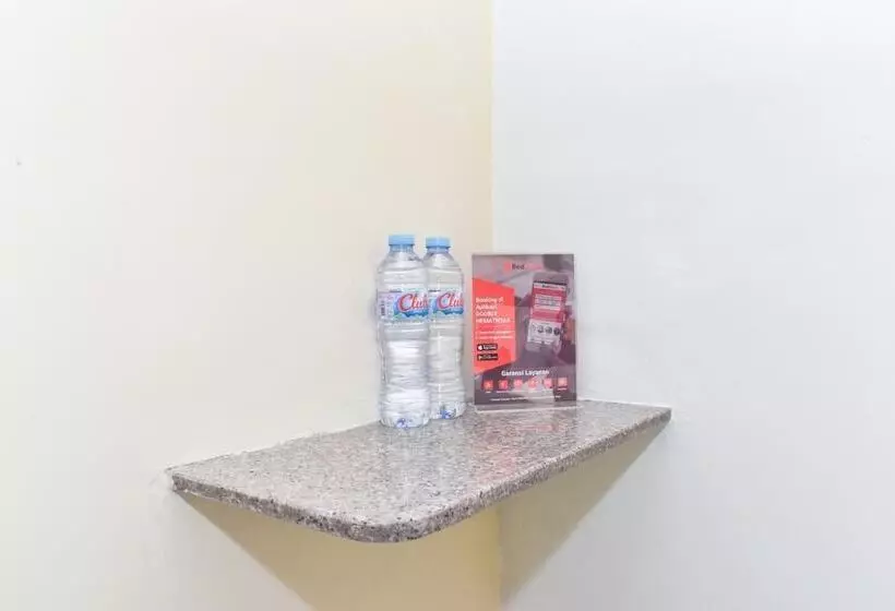 Majatalo Reddoorz Syariah Near Exit Tol Waru