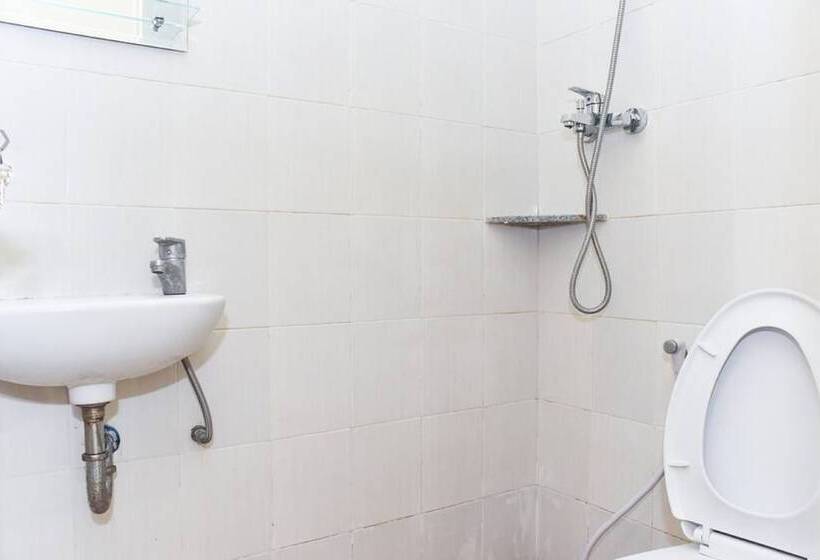 פנסיון Reddoorz Syariah Near Exit Tol Waru