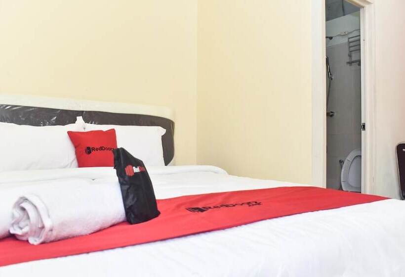 פנסיון Reddoorz Syariah Near Exit Tol Waru