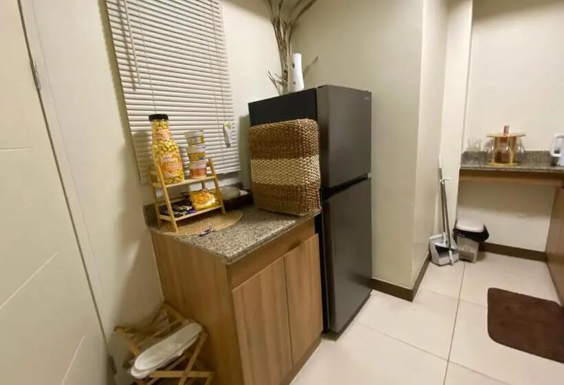 La Mari Staycation At Prisma Residences