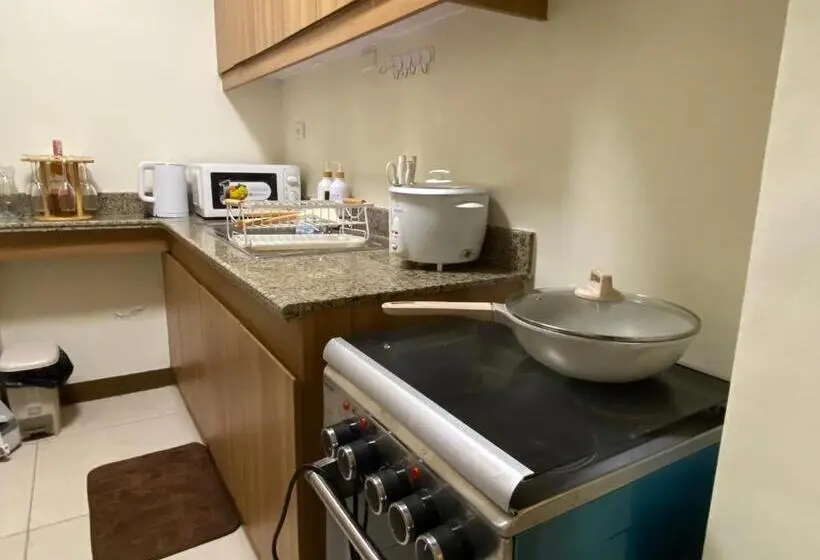 La Mari Staycation At Prisma Residences