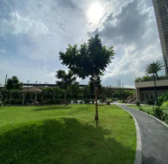 La Mari Staycation At Prisma Residences