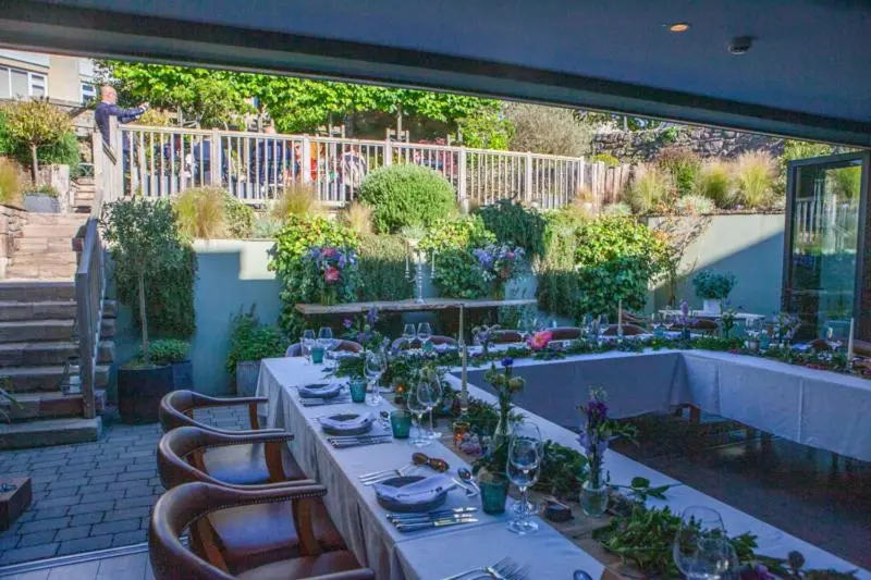 ホテル Blonde Hedgehog