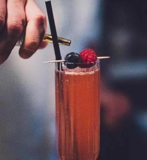 ホテル Blonde Hedgehog