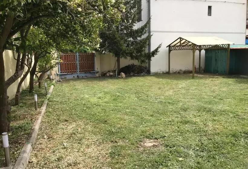 ベッドアンドブレックファースト Aria Di Mare