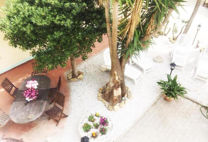 مبيت وإفطار Aria Di Mare