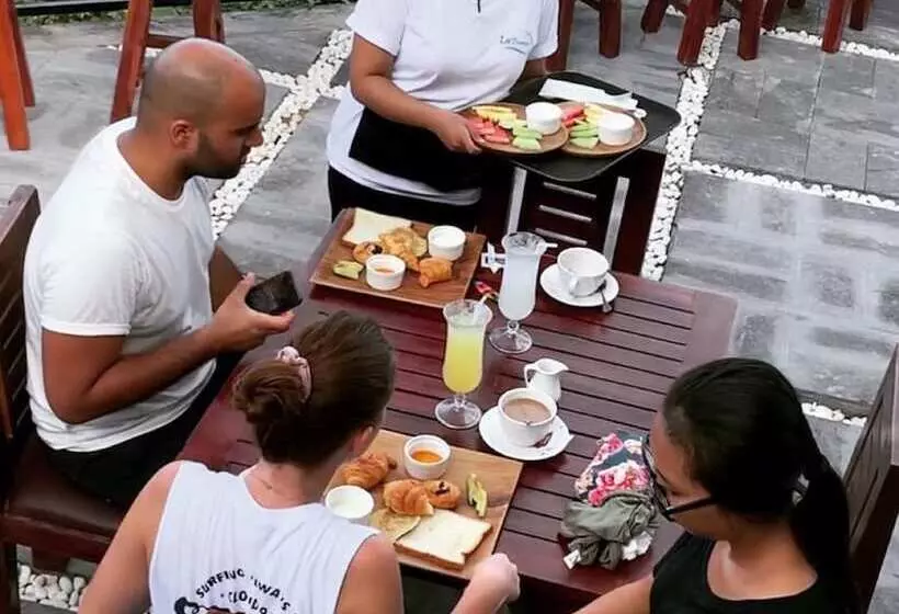 Hotelli Labomie Uluwatu