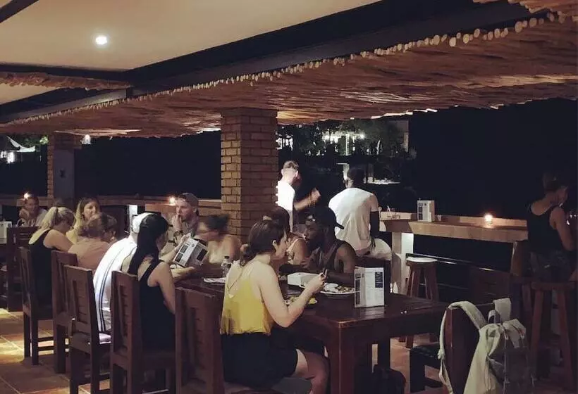 Hotelli Labomie Uluwatu