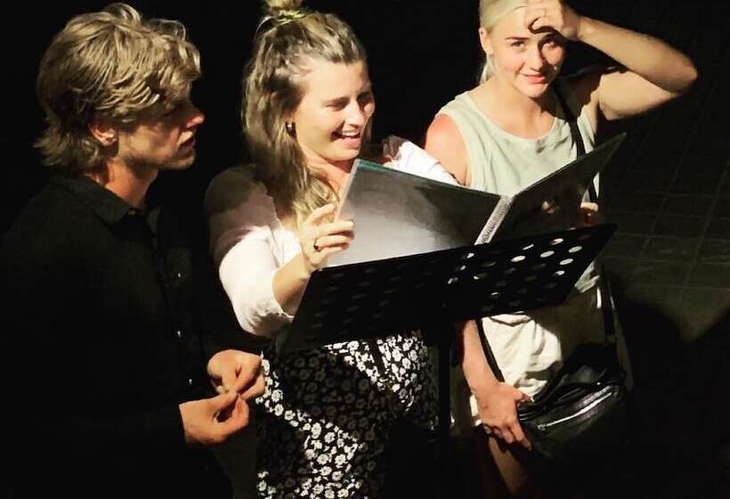 בית מלון כפרי Labomie Uluwatu