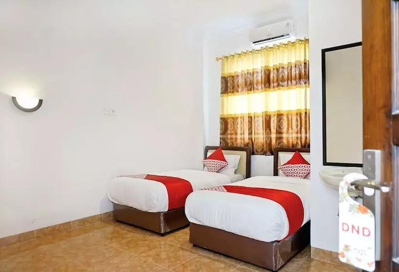 ホテル Oyo 694 Khasanah Residence