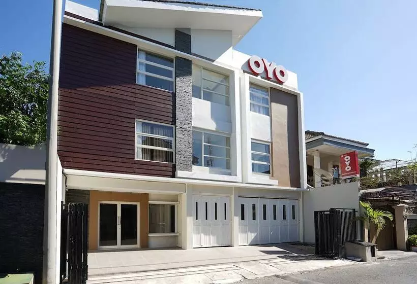 ホテル Urbanview Erga Family Residence Syariah Surabaya By Reddoorz