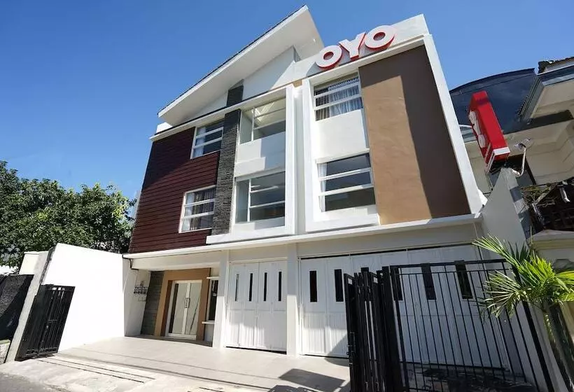 ホテル Urbanview Erga Family Residence Syariah Surabaya By Reddoorz