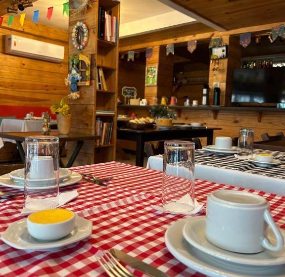 پانسیون Pousada Bar Café Algas Marinhas