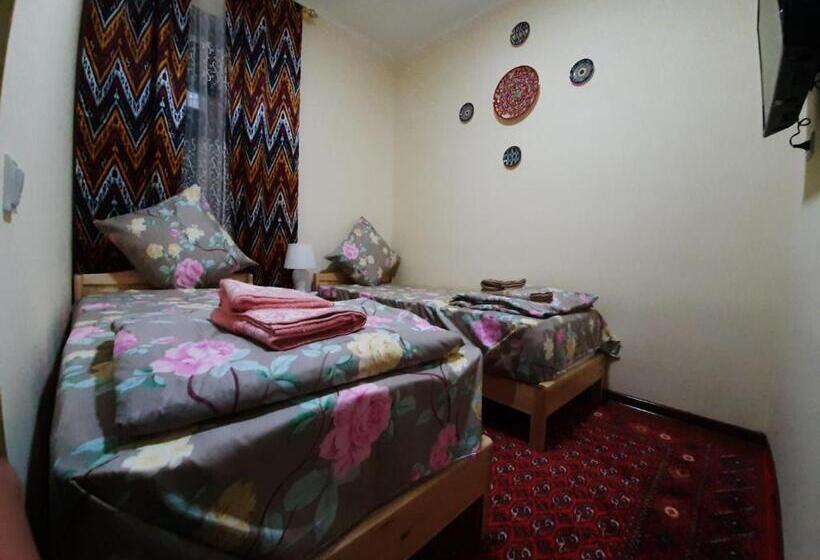 مبيت وإفطار Naqqosh