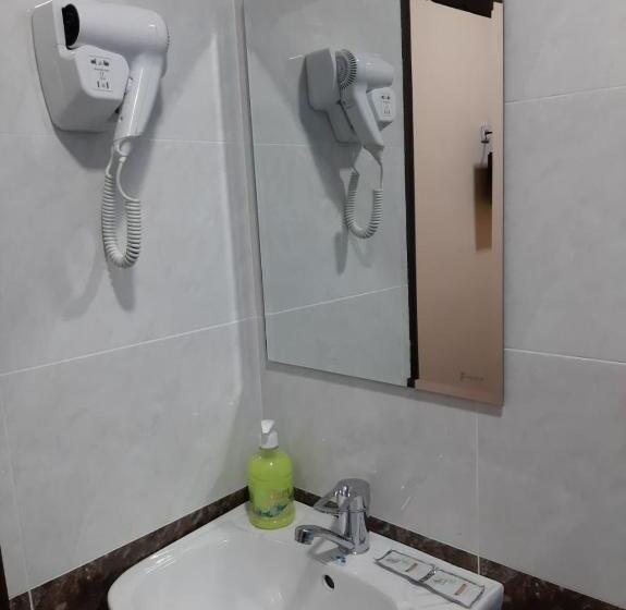 مبيت وإفطار Naqqosh