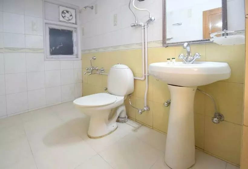 Oyo Flagship 35976 Hotel Majestic
