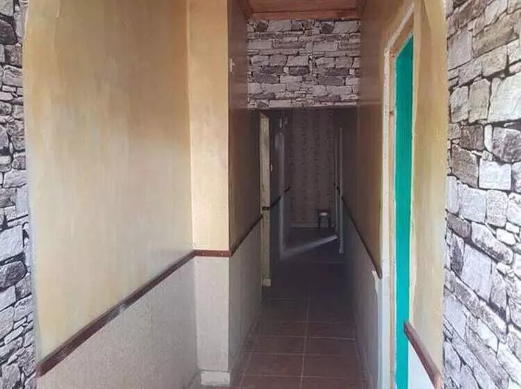 پانسیون Sasana Motel And Guest House