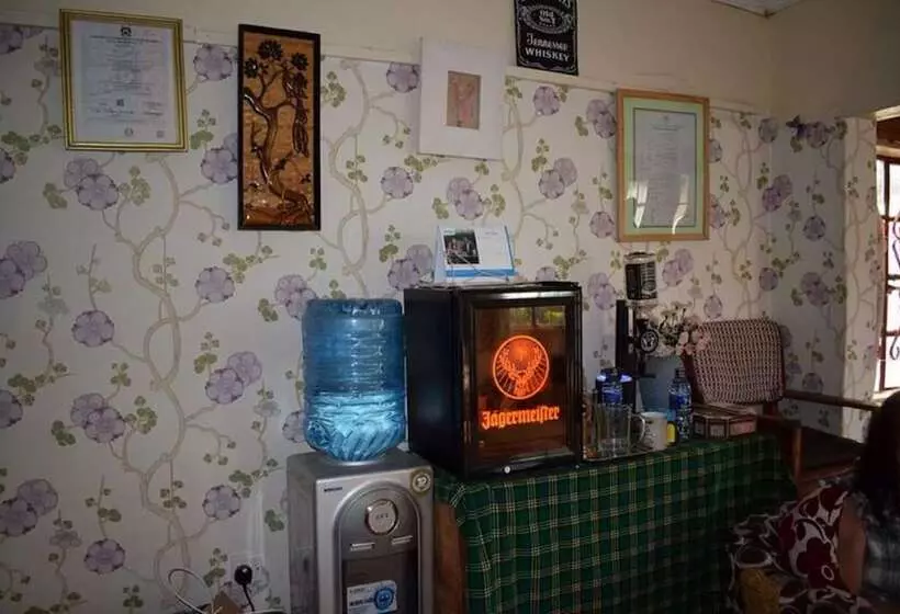 پانسیون Sasana Motel And Guest House