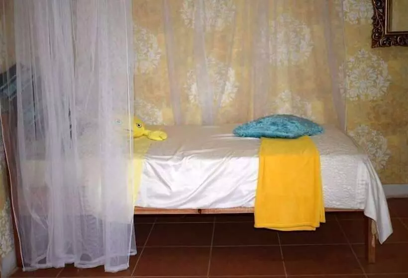 پانسیون Sasana Motel And Guest House