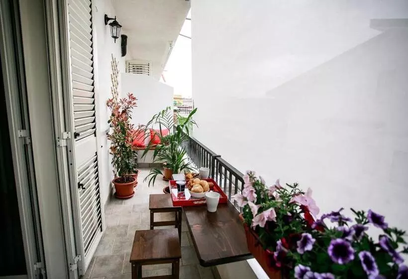 B&b Scirocco House