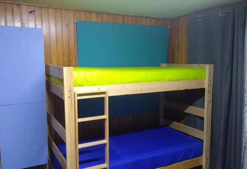 تختخواب و صبحانه Islanet Hostel & Bar