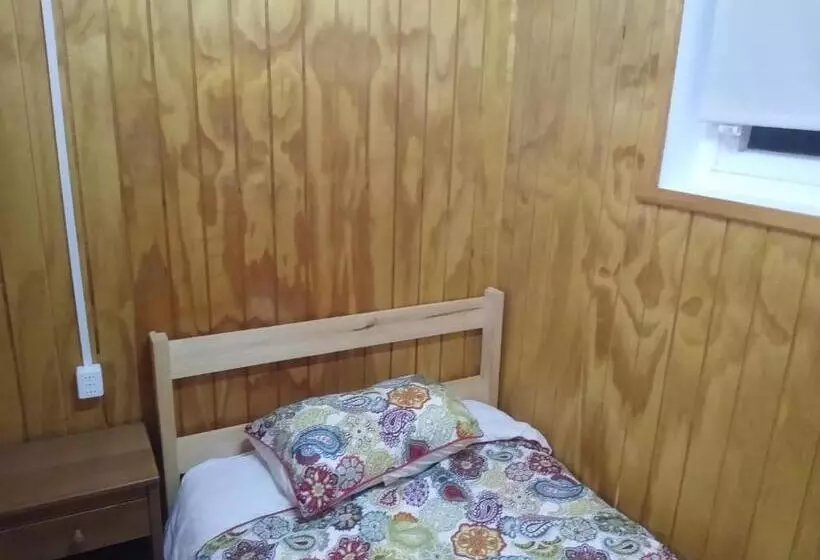 تختخواب و صبحانه Islanet Hostel & Bar