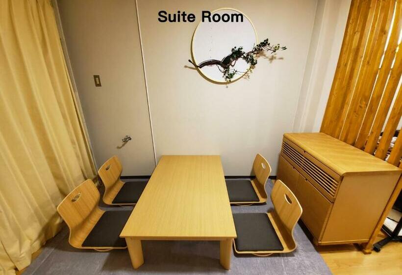 Pension (Hôtel basse catégorie) Sakuranomiya