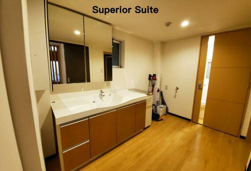 Pension (Hôtel basse catégorie) Sakuranomiya