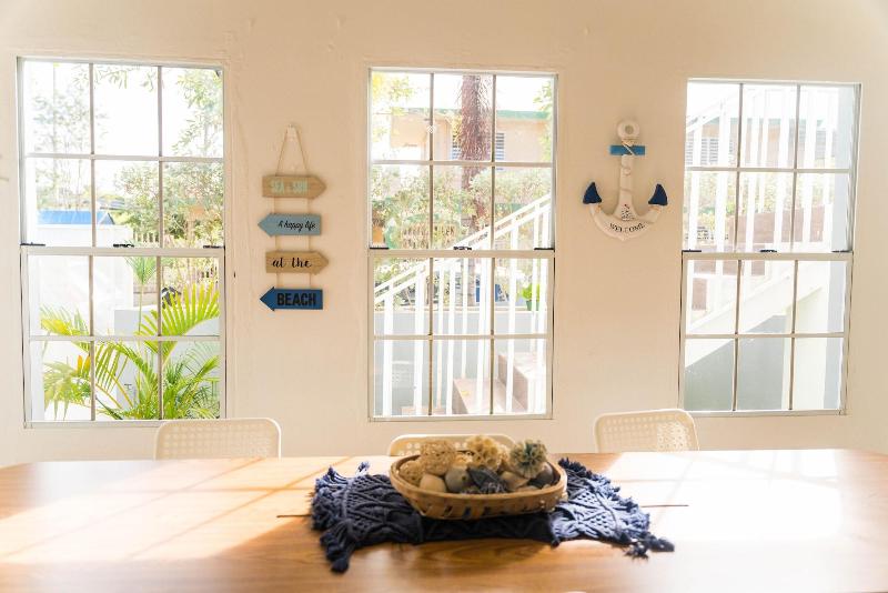 پانسیون The Pelican Poshtel