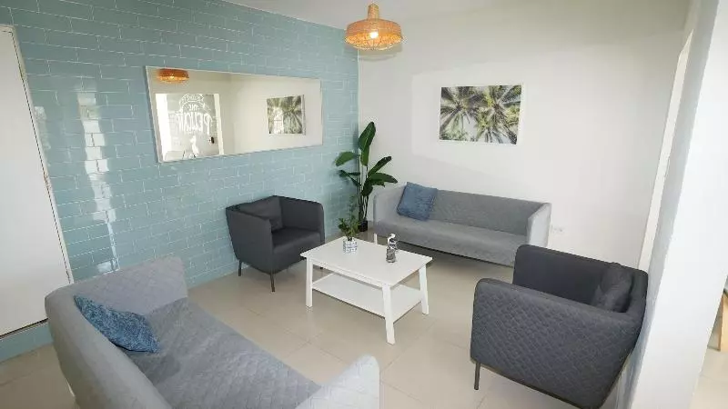 پانسیون The Pelican Poshtel