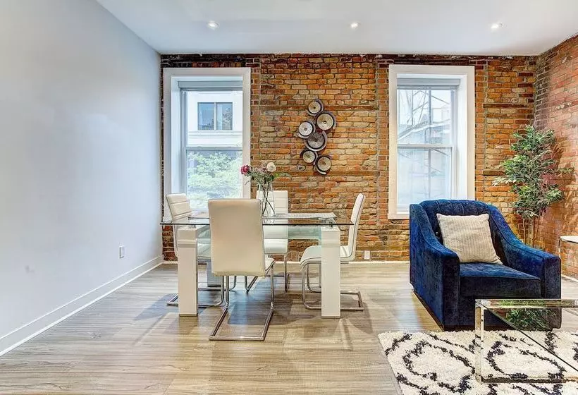 Sarkar Suites  Quartier Des Spectacles