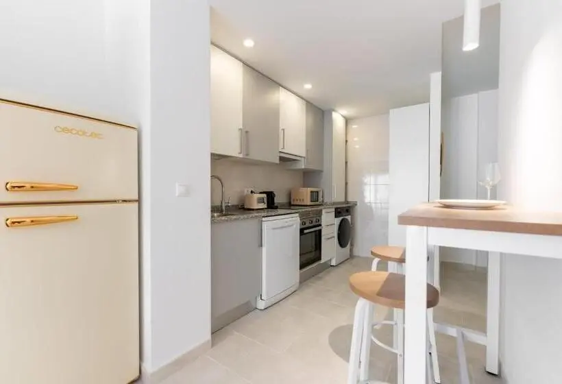 Apartamentos Lumen Mare Benidorm by SH Hoteles