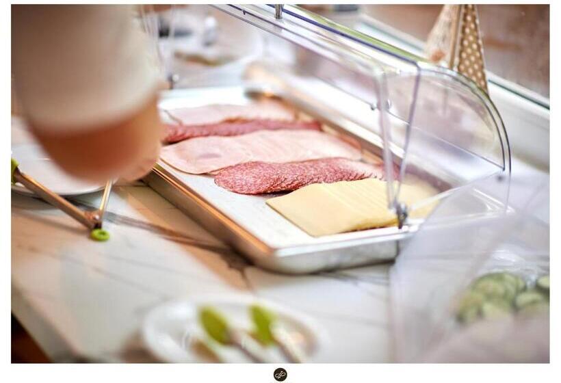 Pensió Fox Valley Villa