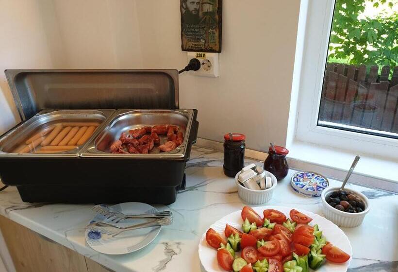 Pensió Fox Valley Villa