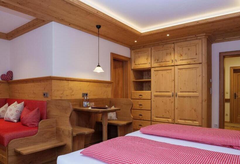 Hotel Der Anderlbauer Am See