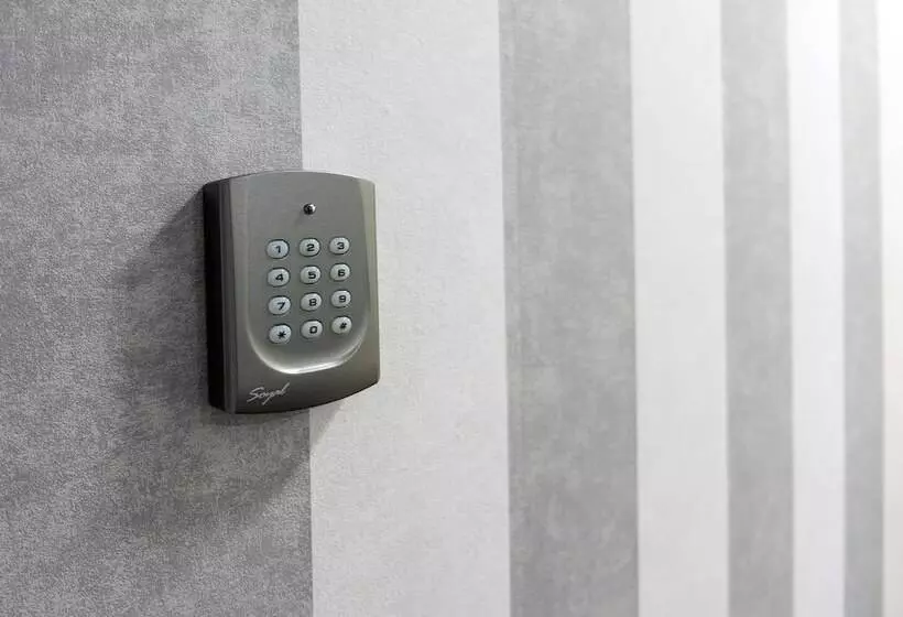 پانسیون Dj City Vista Luxury Apartments