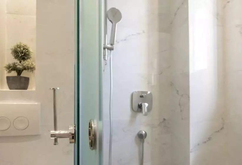 پانسیون Dj City Vista Luxury Apartments