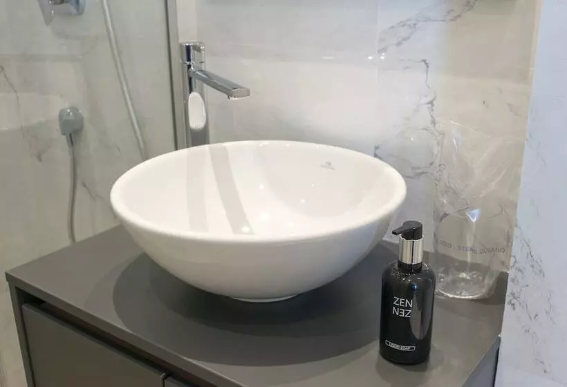 پانسیون Dj City Vista Luxury Apartments