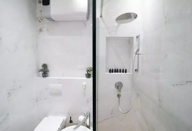 پانسیون Dj City Vista Luxury Apartments