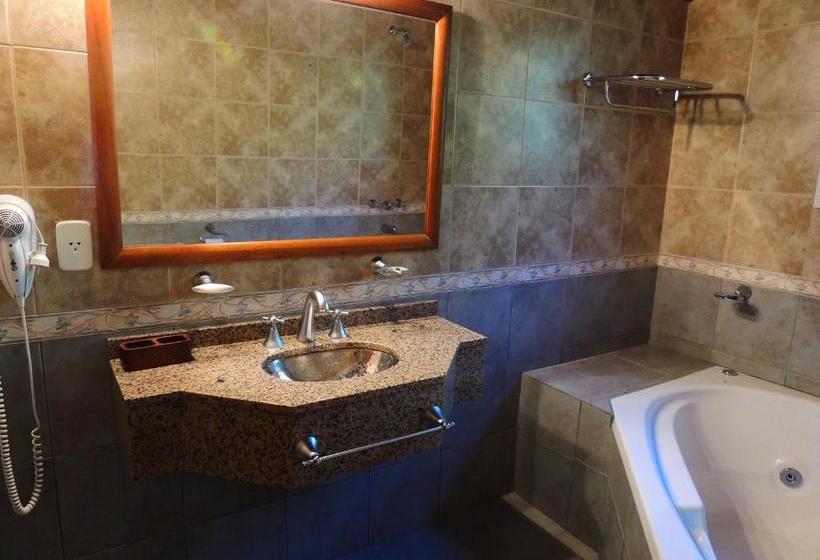 فندق Apus Serrano