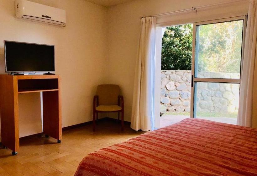 فندق Apus Serrano